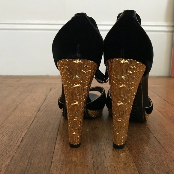 Tom Ford Black & Metallic Gold  Heels - Picture 5 of 8